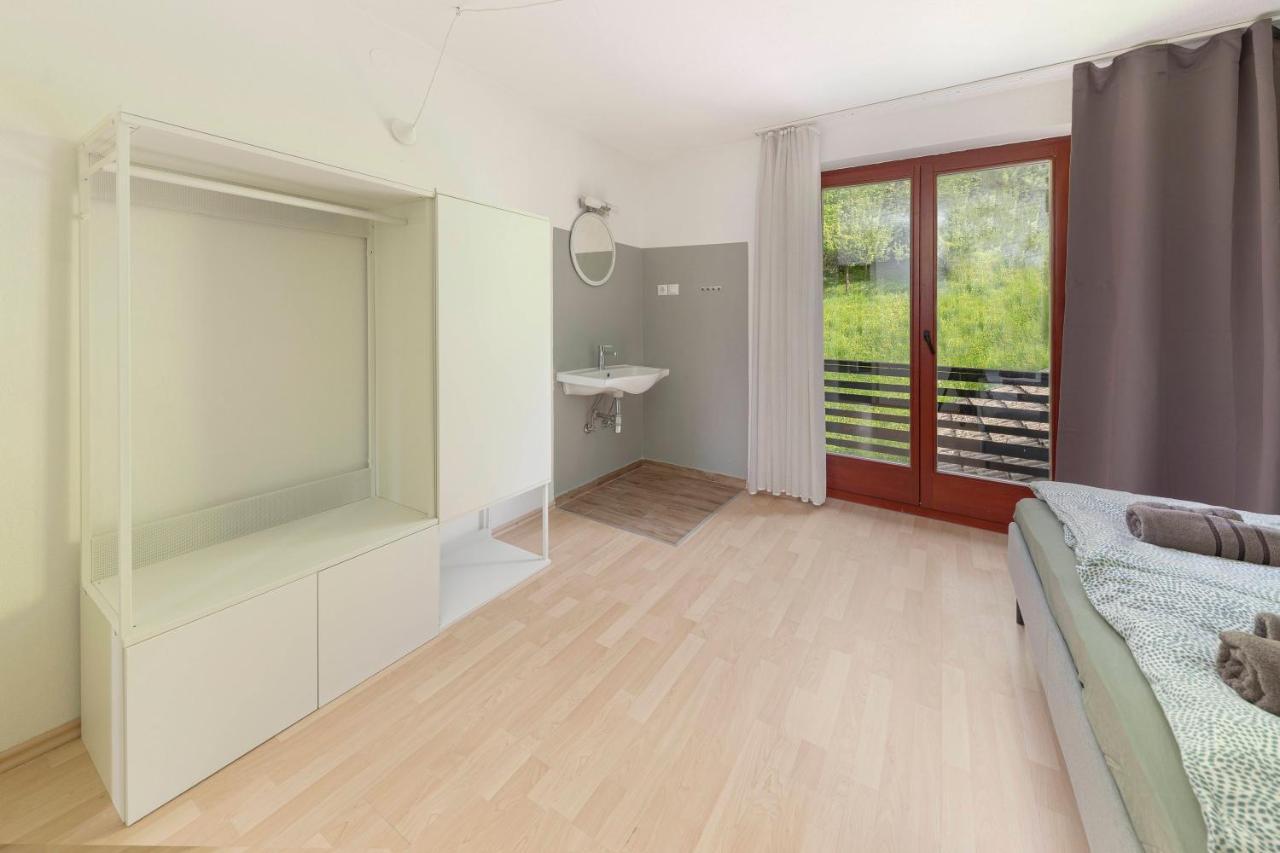 Appleby Apartments Kersnik Бохинь Экстерьер фото