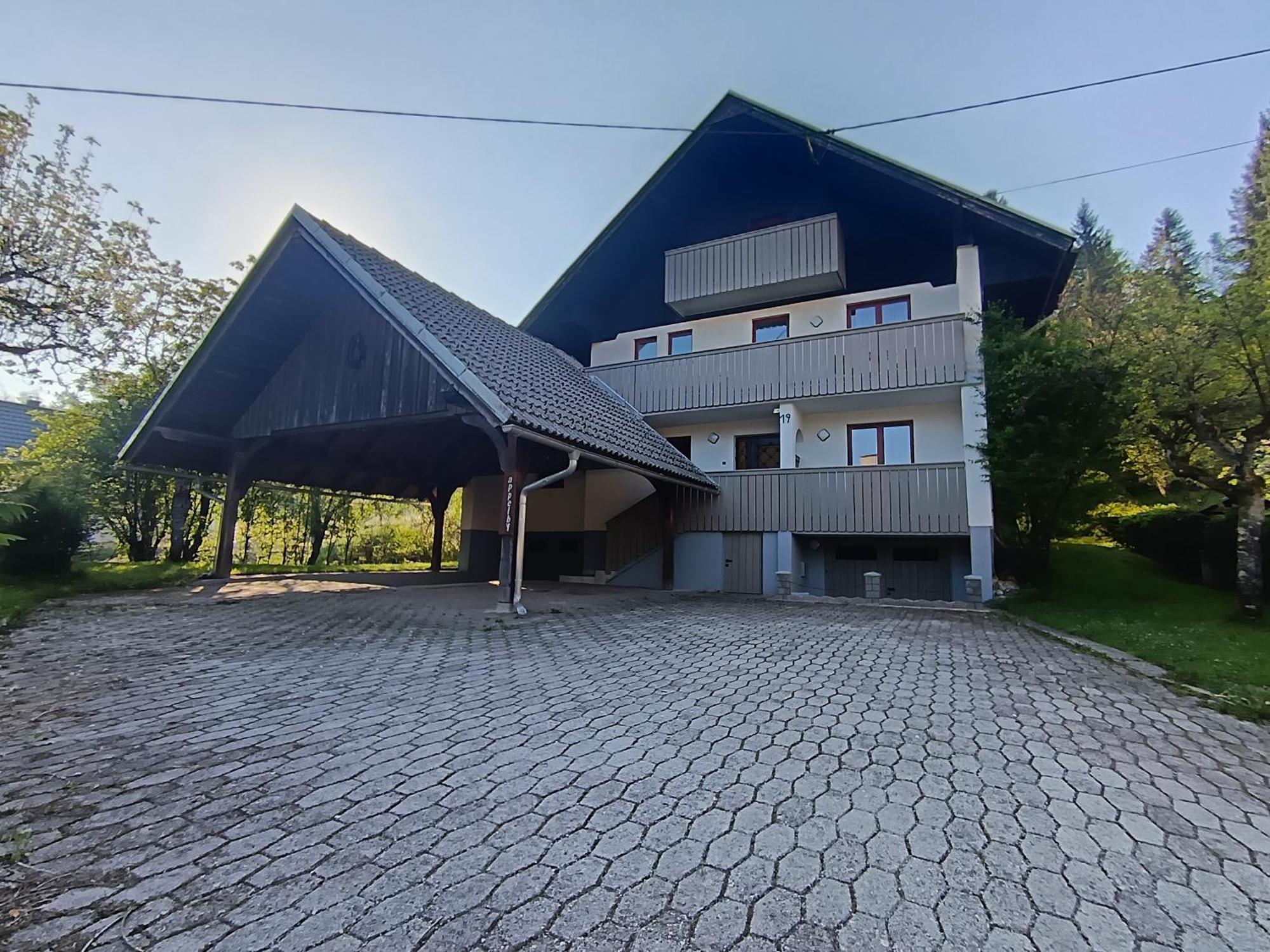Appleby Apartments Kersnik Бохинь Экстерьер фото